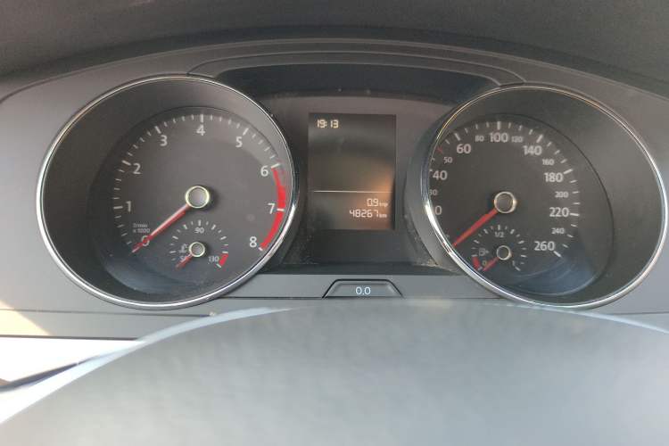 Used Volkswagen Lamando 2018 230TSI DSG Fashion Edition Odometer Close Up