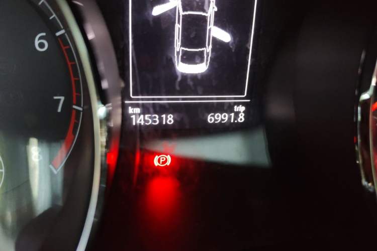 Used Volkswagen Lamando 2018 280TSI DSG Comfort Edition Odometer Close Up