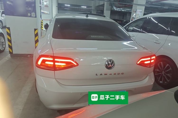 Used Volkswagen Lamando 2018 230TSI DSG Fashion Edition Rear