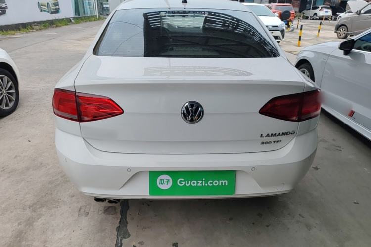 Used Volkswagen Lamando 2018 280TSI DSG Comfort Edition Rear