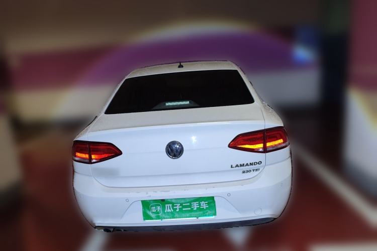 Used Volkswagen Lamando 2018 230TSI Manual Trend Edition Rear