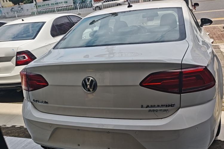 Used Volkswagen Lamando 2018 280TSI DSG Comfort Edition Rear