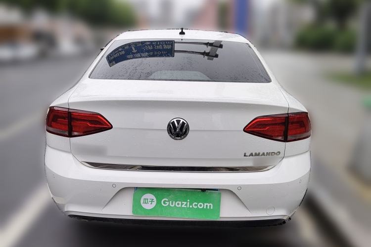 Used Volkswagen Lamando 2018 230TSI DSG Fashion Edition Rear