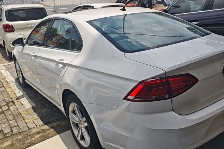 Used Volkswagen Lamando 2018 280TSI DSG Comfort Edition Rear Left 45 Deg