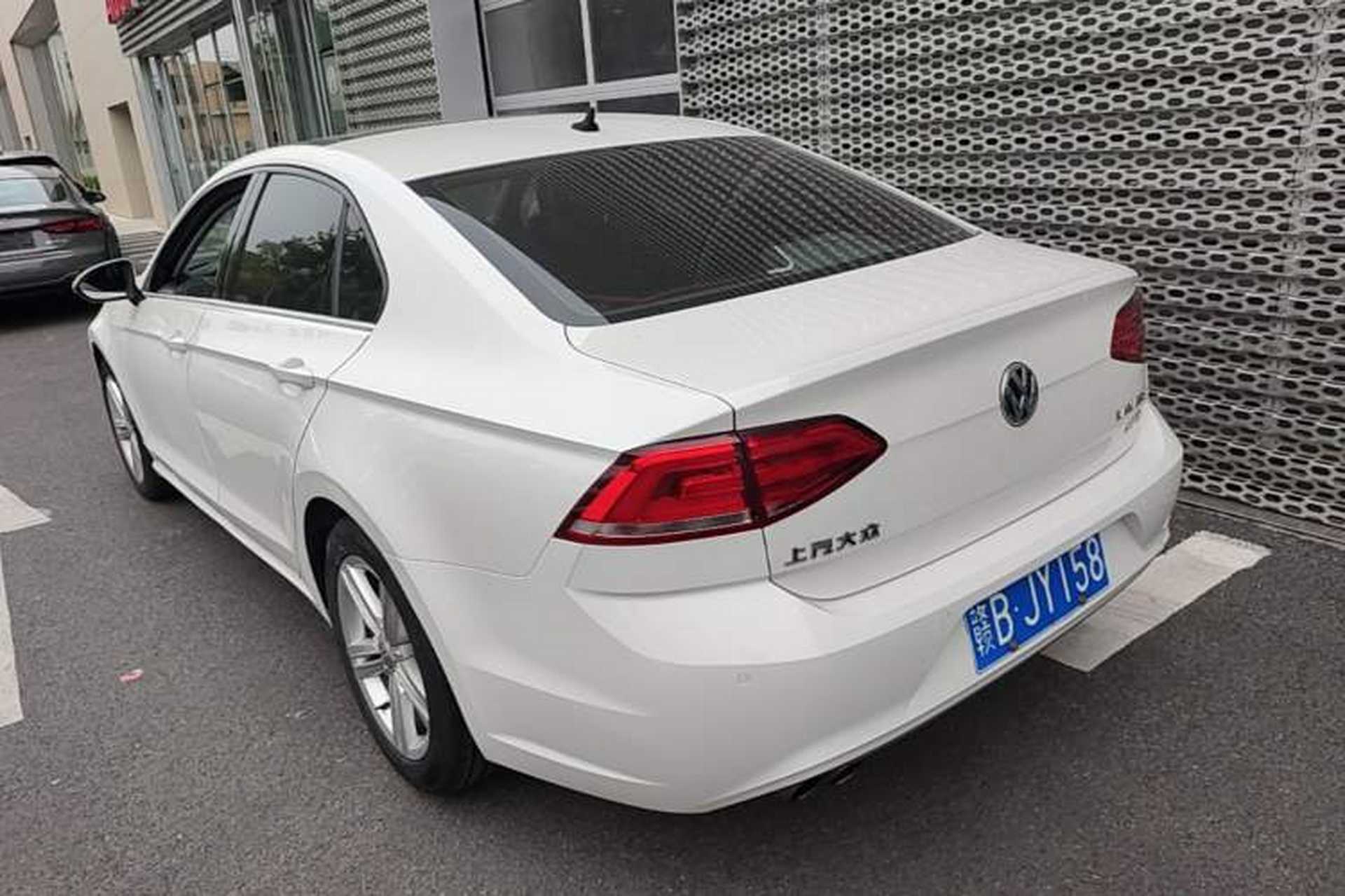 Used Volkswagen Lamando 2018 280TSI Manual Comfort Edition Rear Left 45 Deg