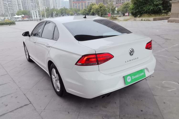 Used Volkswagen Lamando 2018 230TSI DSG Fashion Edition Rear Left 45 Deg