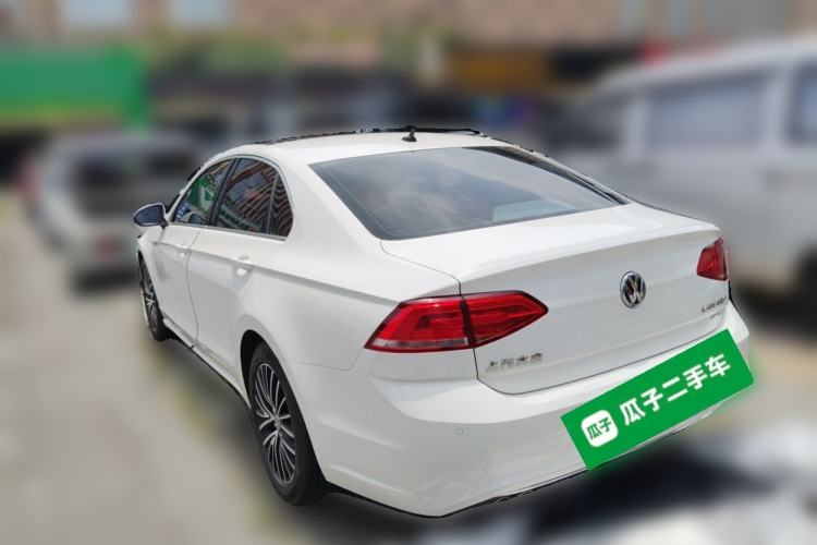 Used Volkswagen Lamando 2018 330TSI DSG Luxury Edition Rear Left 45 Deg