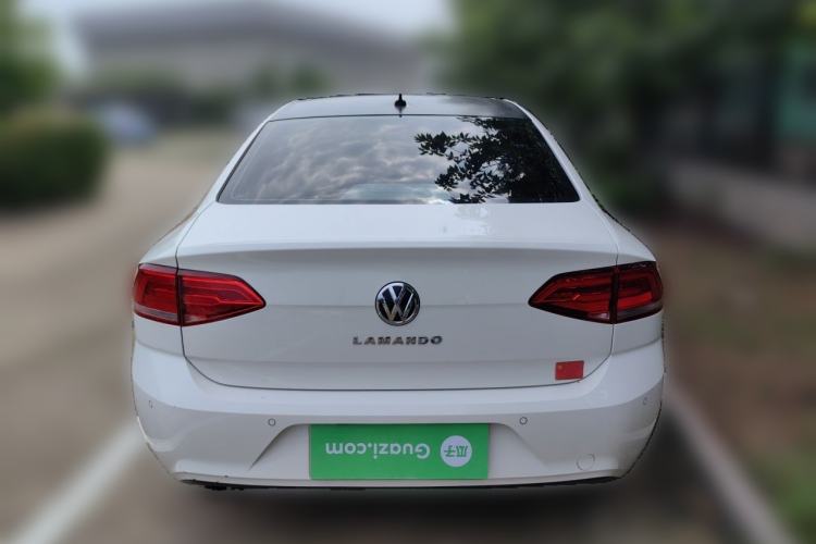 Used Volkswagen Lamando 2018 230TSI DSG Fashion Edition Rear