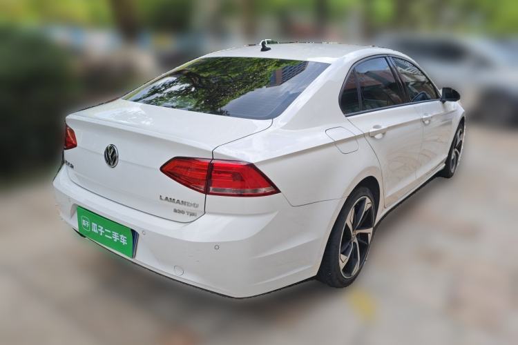 Used Volkswagen Lamando 2018 230TSI DSG Fashion Edition Rear Right 45 Deg