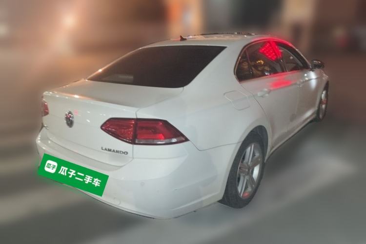 Used Volkswagen Lamando 2018 280TSI DSG Comfort Edition Rear Right 45 Deg