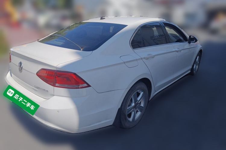 Used Volkswagen Lamando 2018 230TSI DSG Fashion Edition Rear Right 45 Deg