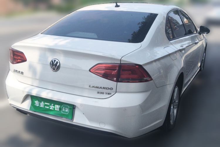 Used Volkswagen Lamando 2018 230TSI DSG Fashion Edition Rear Right 45 Deg