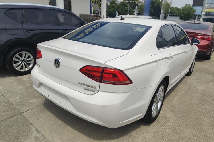 Used Volkswagen Lamando 2018 280TSI DSG Comfort Edition Rear Right 45 Deg