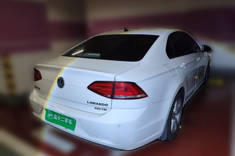 Used Volkswagen Lamando 2018 230TSI Manual Trend Edition Rear Right 45 Deg