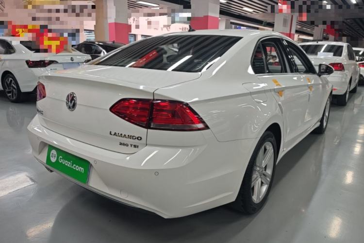 Used Volkswagen Lamando 2018 280TSI DSG Comfort Edition Rear Right 45 Deg