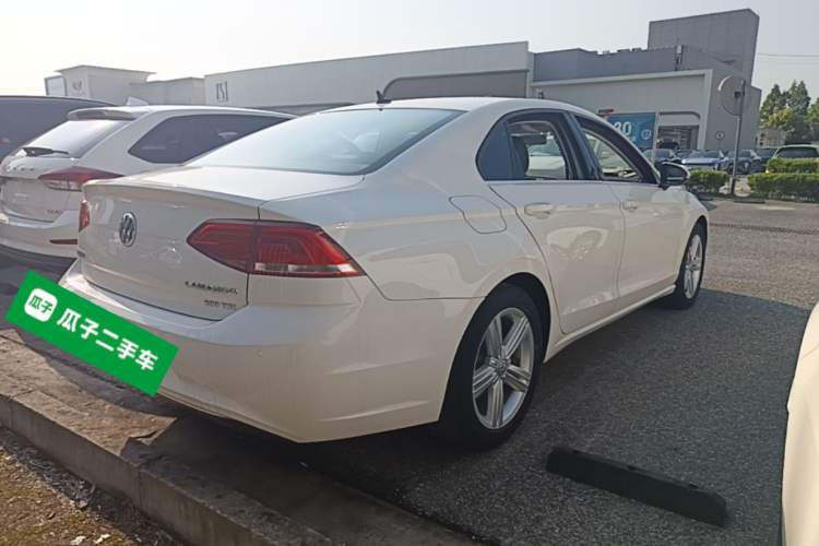 Used Volkswagen Lamando 2018 280TSI DSG Comfort Edition Rear Right 45 Deg