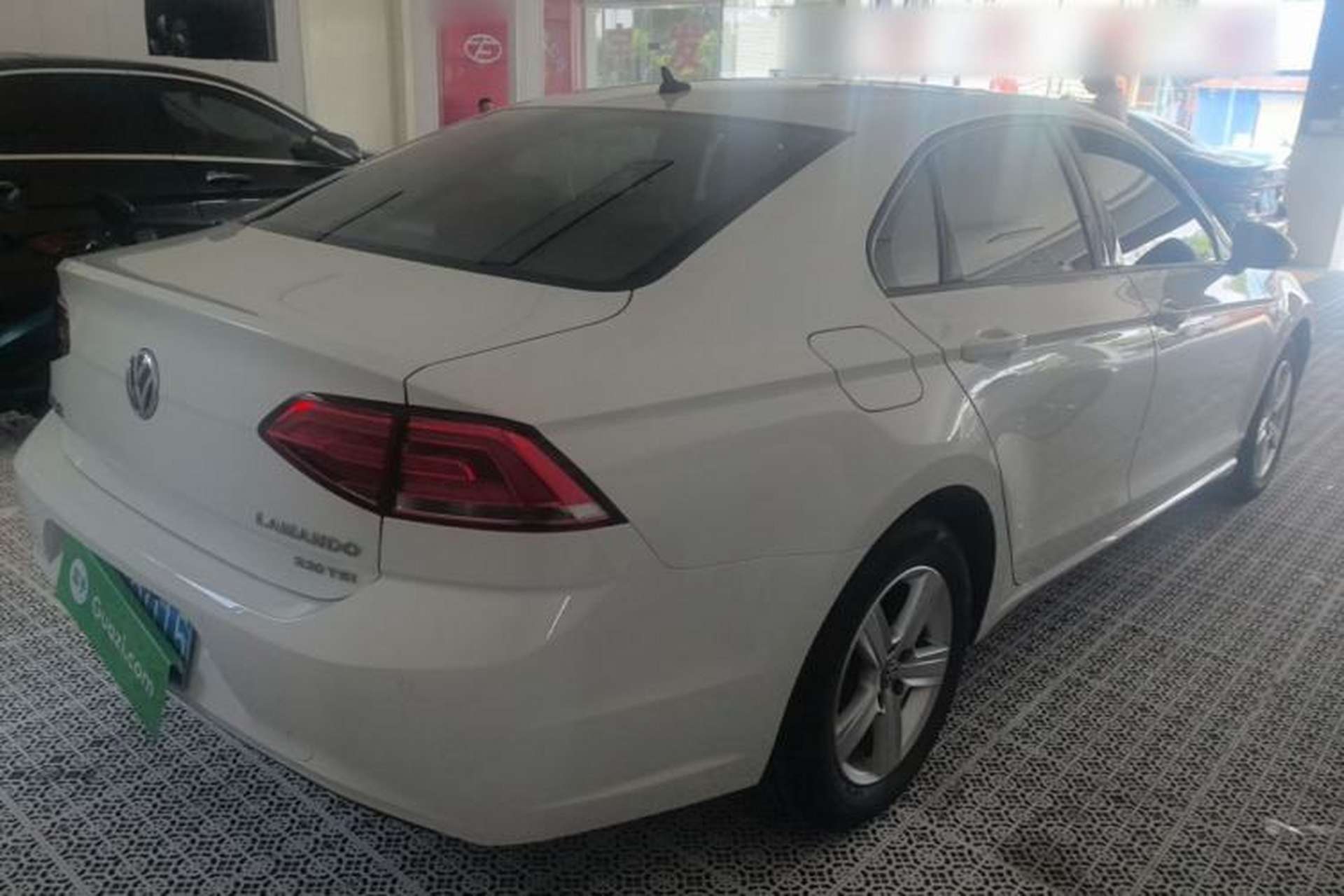 Used Volkswagen Lamando 2018 230TSI DSG Fashion Edition Rear Right 45 Deg