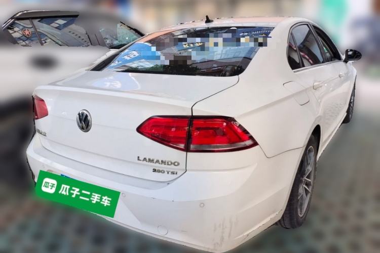 Used Volkswagen Lamando 2018 280TSI DSG Comfort Edition Rear Right 45 Deg
