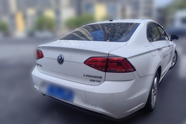 Used Volkswagen Lamando 2018 230TSI DSG Fashion Edition Rear Right 45 Deg