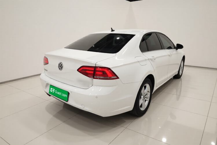 Used Volkswagen Lamando 2018 230TSI DSG Fashion Edition Rear Right 45 Deg