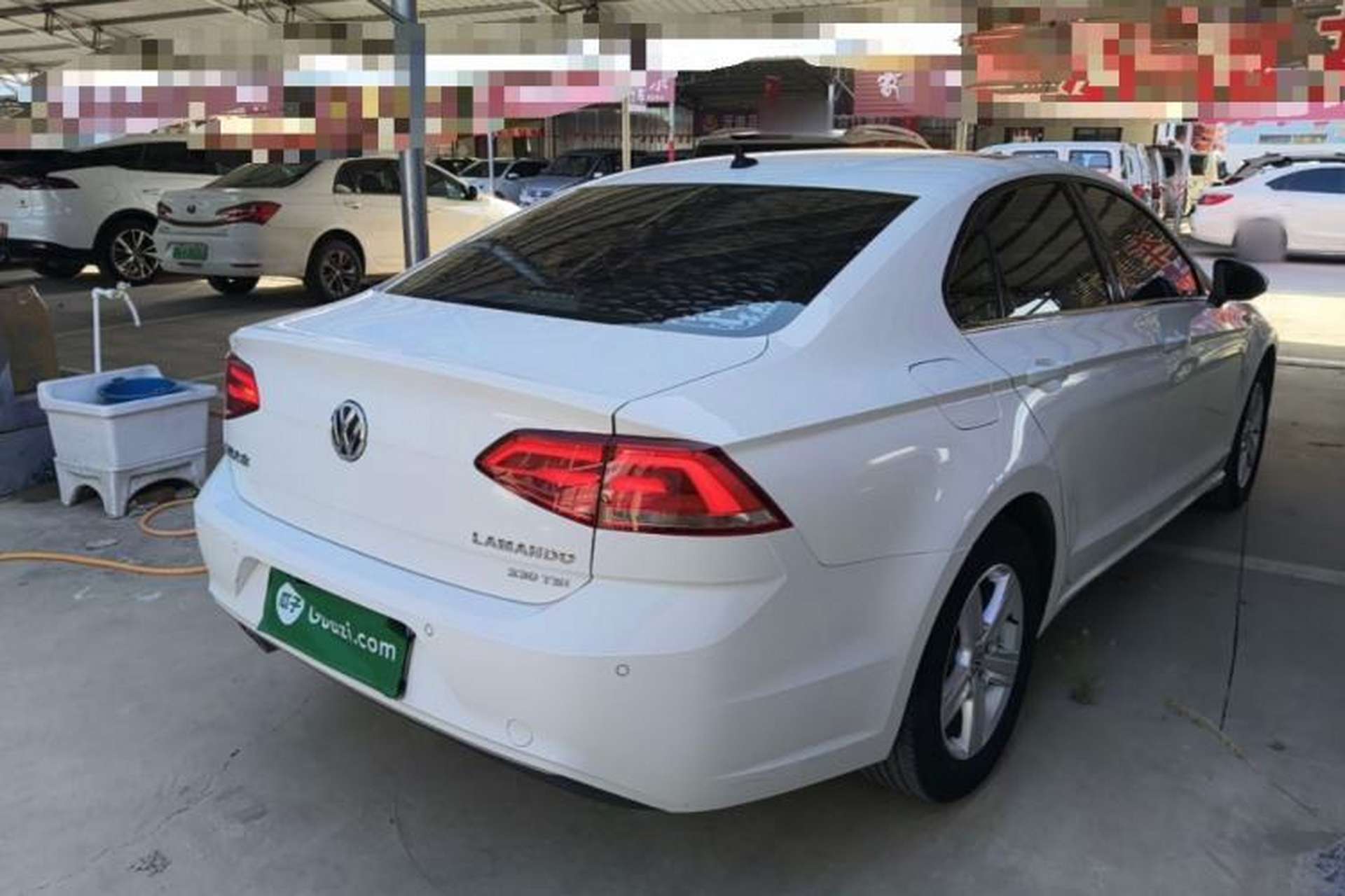 Used Volkswagen Lamando 2018 230TSI DSG Fashion Edition Rear Right 45 Deg