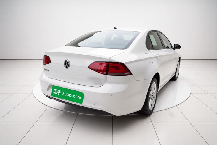 Used Volkswagen Lamando 2018 230TSI DSG Fashion Edition Rear Right 45 Deg