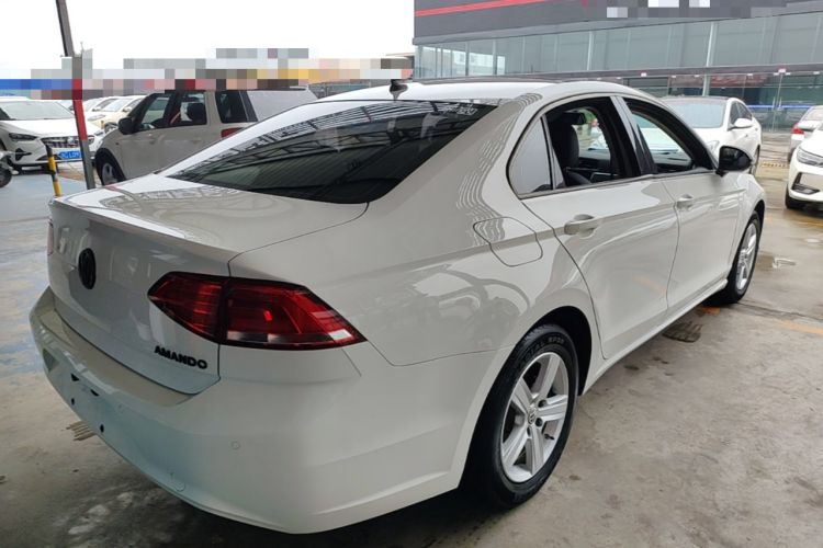 Used Volkswagen Lamando 2018 230TSI DSG Fashion Edition Rear Right 45 Deg