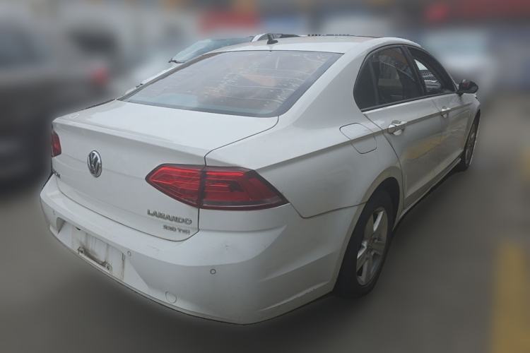 Used Volkswagen Lamando 2018 230TSI DSG Fashion Edition Rear Right 45 Deg