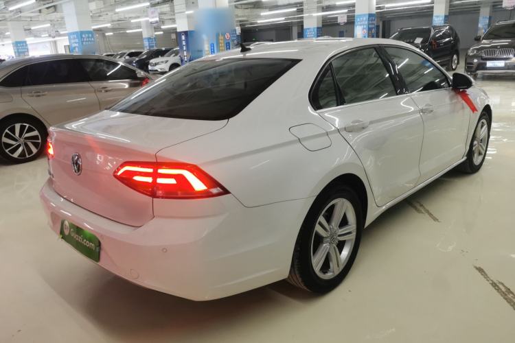 Used Volkswagen Lamando 2018 280TSI DSG Comfort Edition Rear Right 45 Deg