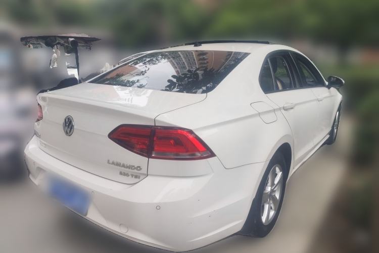 Used Volkswagen Lamando 2018 230TSI DSG Fashion Edition Rear Right 45 Deg