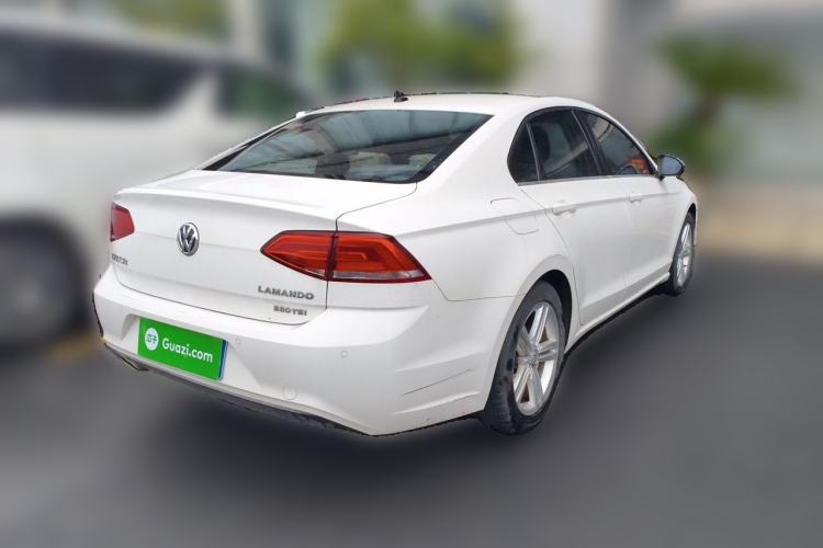 Used Volkswagen Lamando 2018 280TSI DSG Comfort Edition Rear Right 45 Deg