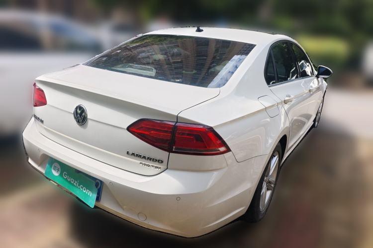 Used Volkswagen Lamando 2018 280TSI DSG Comfort Edition Rear Right 45 Deg