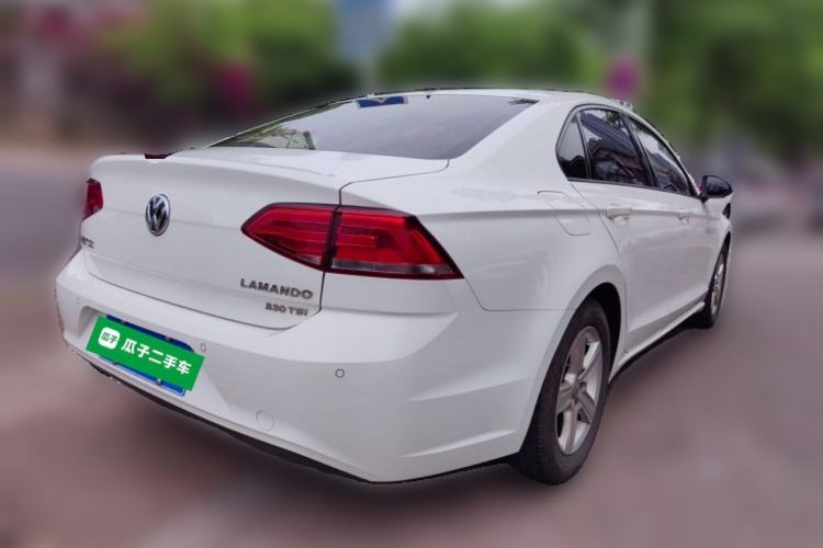 Used Volkswagen Lamando 2018 230TSI Manual Trend Edition Rear Right 45 Deg