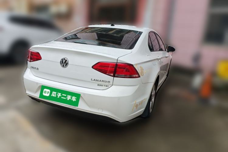 Used Volkswagen Lamando 2018 230TSI DSG Fashion Edition Rear Right 45 Deg