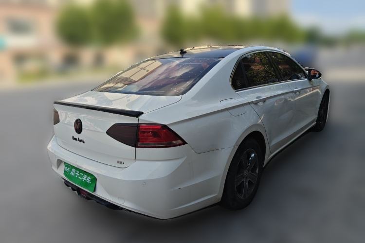 Used Volkswagen Lamando 2018 230TSI DSG Fashion Edition Rear Right 45 Deg