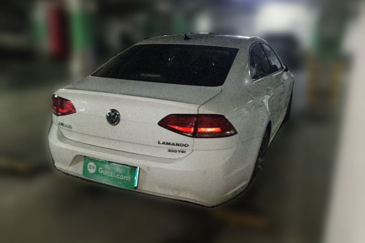 Used Volkswagen Lamando 2018 280TSI DSG Luxury Edition Rear Right 45 Deg