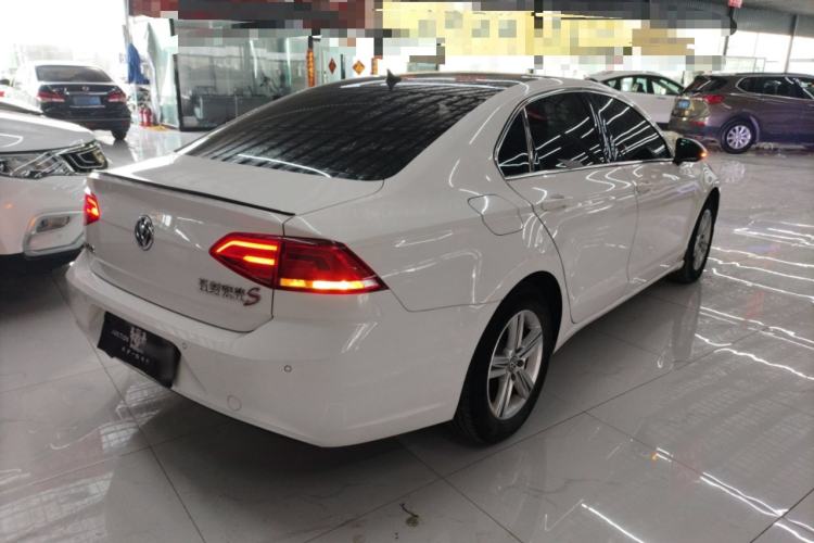 Used Volkswagen Lamando 2018 230TSI DSG Fashion Edition Rear Right 45 Deg