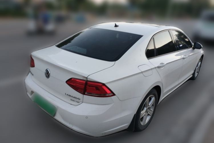 Used Volkswagen Lamando 2018 230TSI DSG Fashion Edition Rear Right 45 Deg