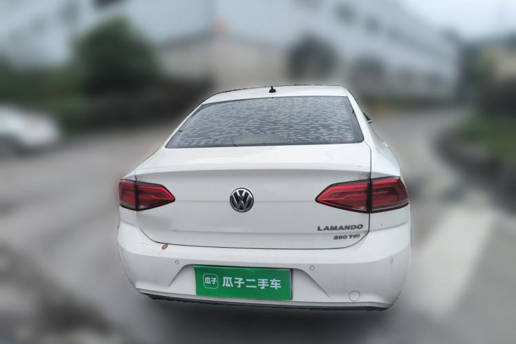 Used Volkswagen Lamando 2018 280TSI DSG Comfort Edition Rear