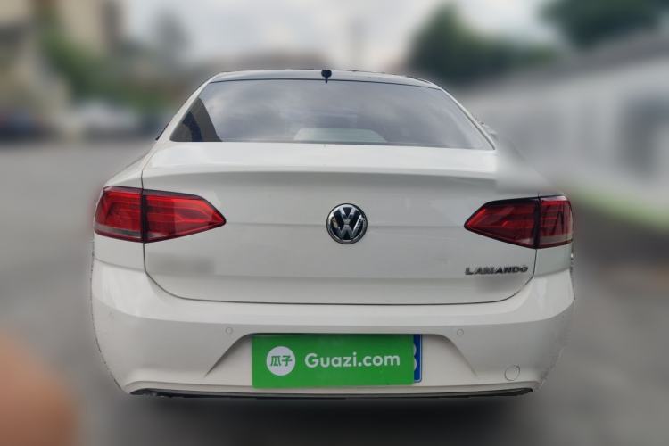 Used Volkswagen Lamando 2018 280TSI DSG Luxury Edition Rear