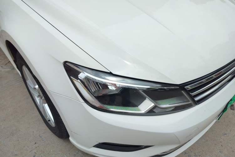 Used Volkswagen Lamando 2018 230TSI DSG Fashion Edition Right Front Headlight