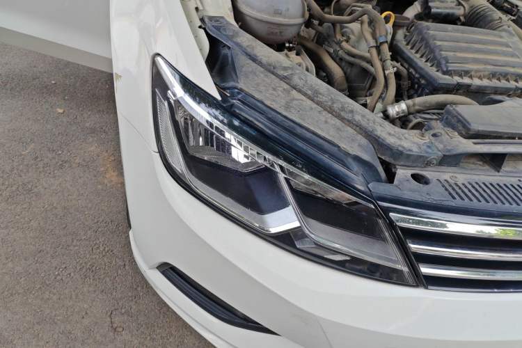 Used Volkswagen Lamando 2018 230TSI DSG Fashion Edition Right Front Headlight