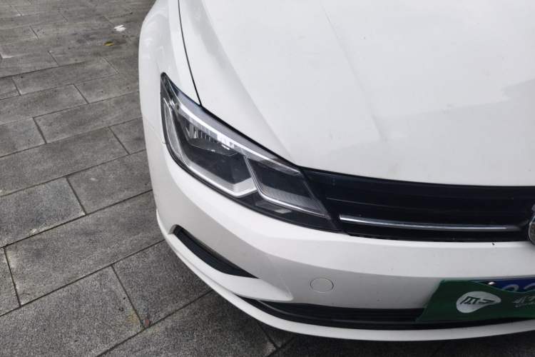 Used Volkswagen Lamando 2018 230TSI DSG Fashion Edition Right Front Headlight