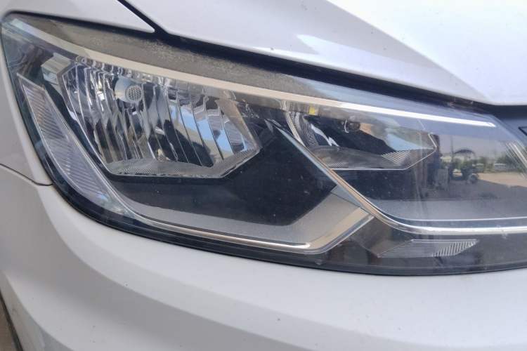 Used Volkswagen Lamando 2018 230TSI DSG Fashion Edition Right Front Headlight