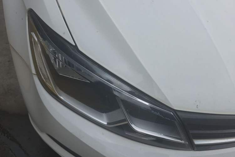 Used Volkswagen Lamando 2018 230TSI DSG Fashion Edition Right Front Headlight