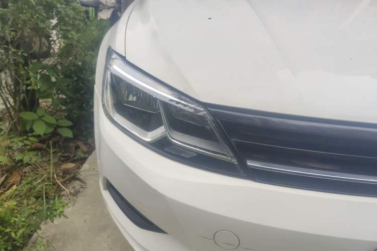 Used Volkswagen Lamando 2018 230TSI DSG Fashion Edition Right Front Headlight