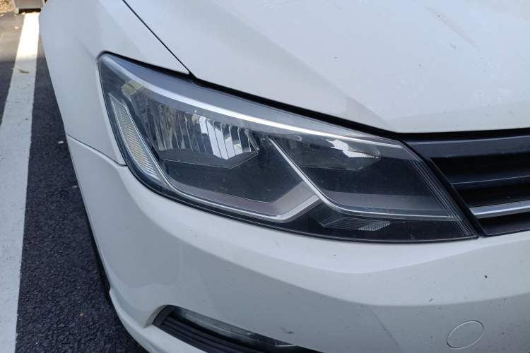 Used Volkswagen Lamando 2018 230TSI DSG Fashion Edition Right Front Headlight