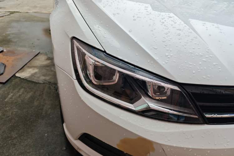 Used Volkswagen Lamando 2018 230TSI DSG Fashion Edition Right Front Headlight