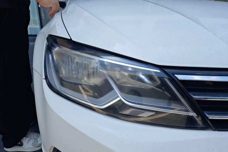 Used Volkswagen Lamando 2018 230TSI DSG Fashion Edition Right Front Headlight