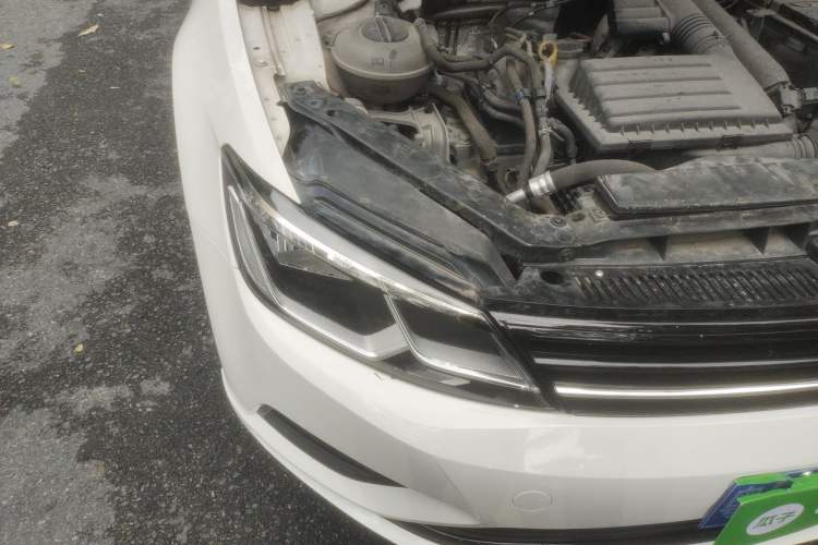 Used Volkswagen Lamando 2018 230TSI DSG Fashion Edition Right Front Headlight